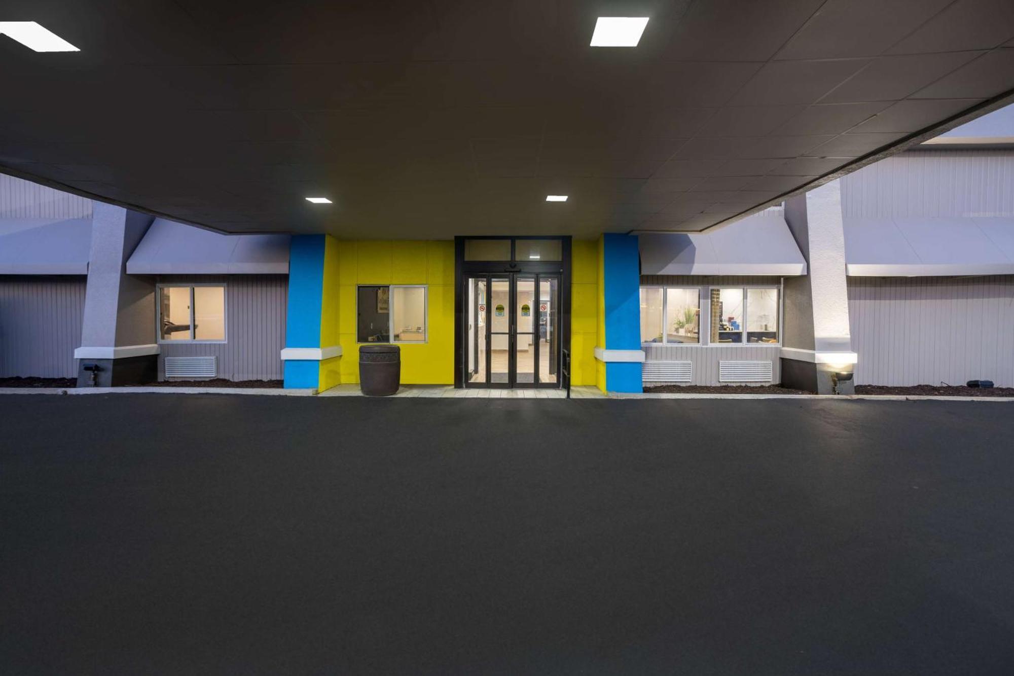 Days Inn By Wyndham Pleasant Prairie Kenosha Exterior foto